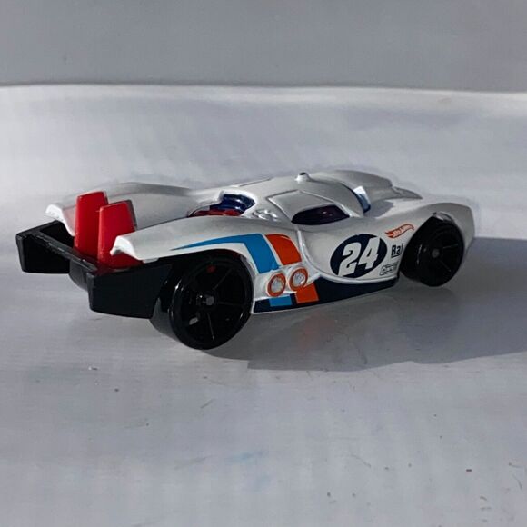 Mattel Hot Wheels Prototype H24 Diecast Car Race Aces Multipack 2007 White DJD17 - Picture 4 of 12